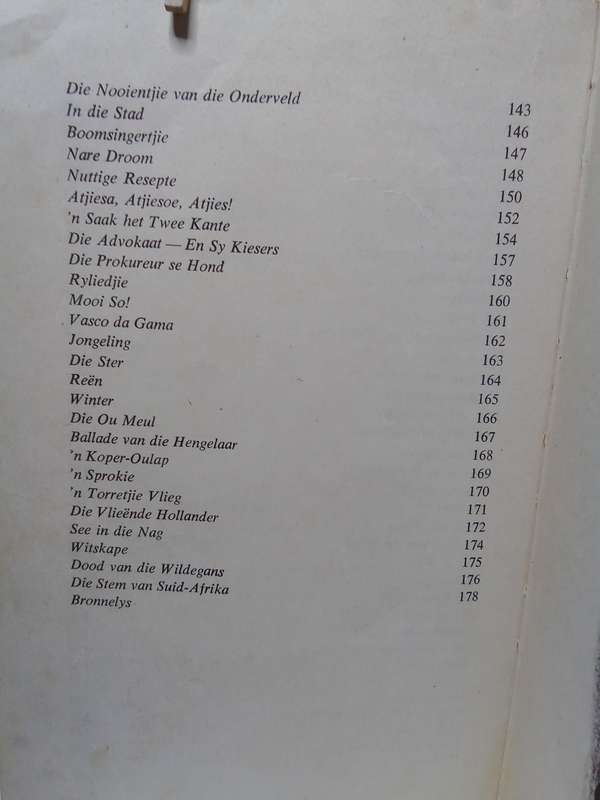 Klein Verseboek - saamgestel deur DJ Opperman 1959