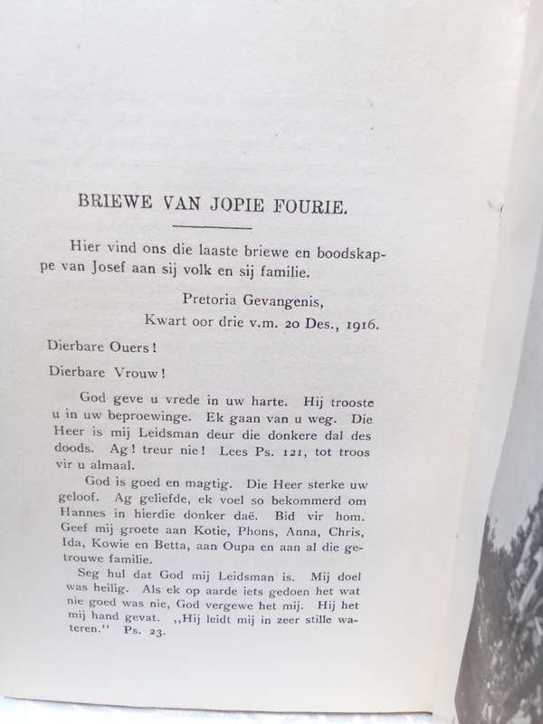 Jopie Fourie, `n lewenskets (First edition 1915)