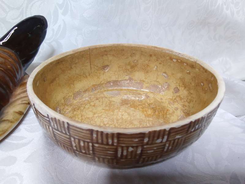 Gorgeous antique porcelain chicken basket salt caddy
