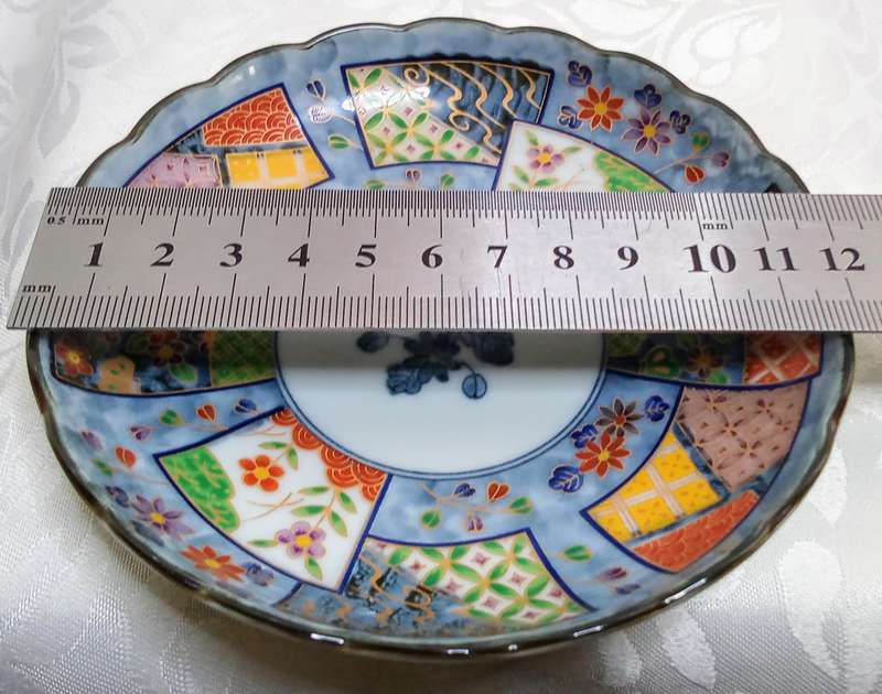 Very pretty vintage Takahashi hand painted plate