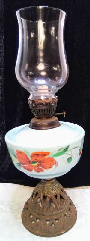 Antique Victorian kerosene lamp - Hand-Painted Milk Glass - 1800s