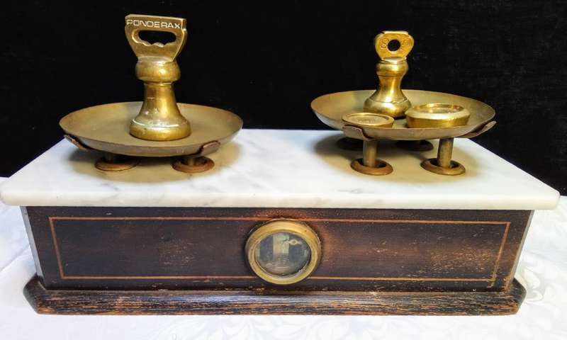 Lovely French antique scale - scarce item!
