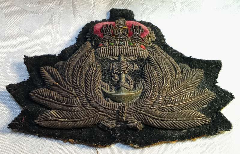 Royal Navy WW2 Officer's bullion cap badge