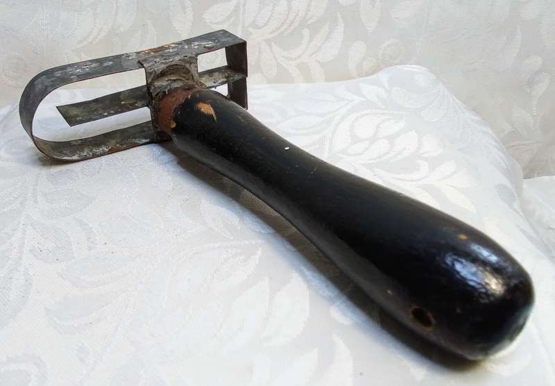 Vintage koeksister cutter