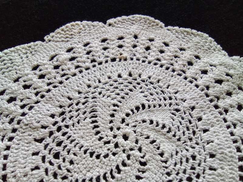 Lovely vintage white hand crocheted doily