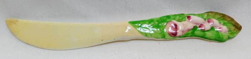 Stunning Carlton Ware Foxglove butter knife