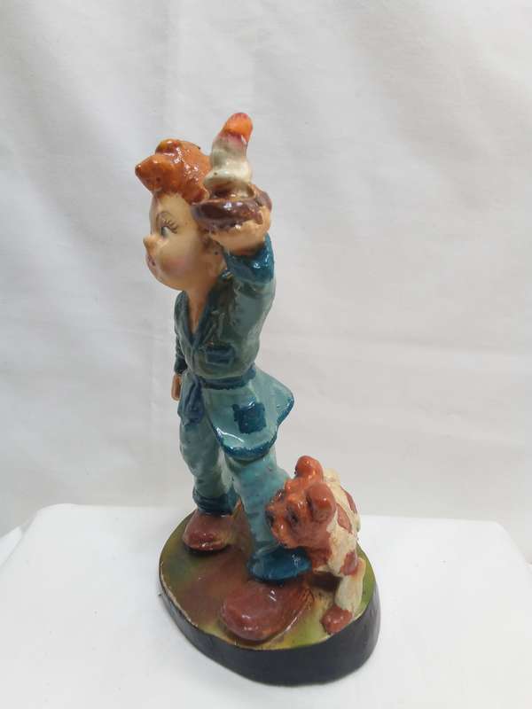 Very cute Vintage chalkware figurine
