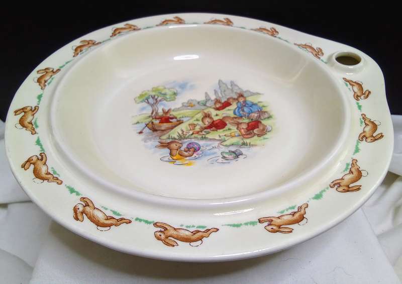 Beautiful Royal Doulton BUNNYKINS food warming bowl