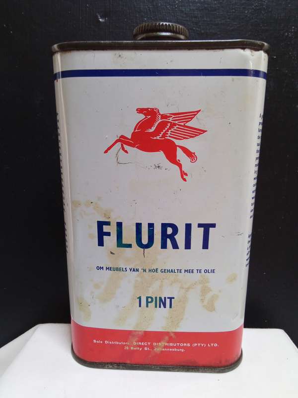 Lovely vintage Flurit 1 Pint furniture oil