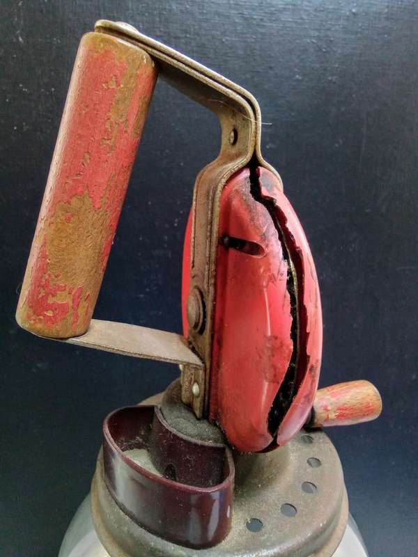 1930's Rose quick hand mixer - works perfectly