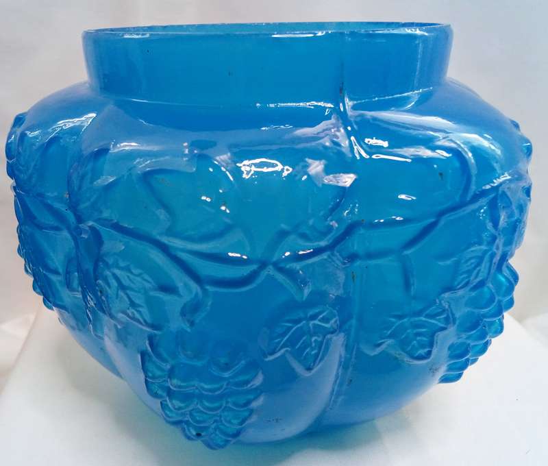 Beautiful vintage blue glass bowl with metal oid
