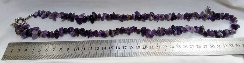 Gorgeous Vivid purple polished amethyst chip necklace