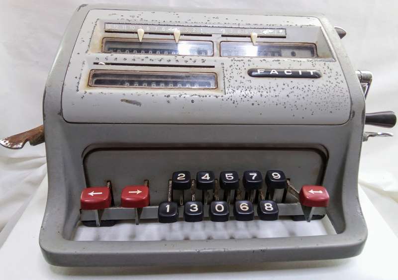 Classic Facit Calculator - Mechanical Office Accessory