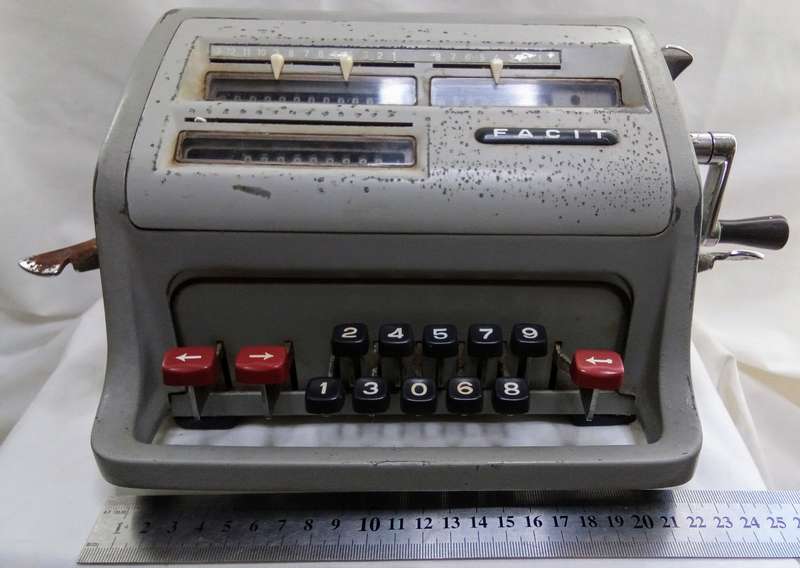 Classic Facit Calculator - Mechanical Office Accessory