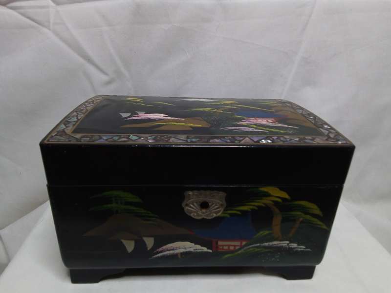 Vintage Golden Dragon Japanese black lacquer musical  jewellery box
