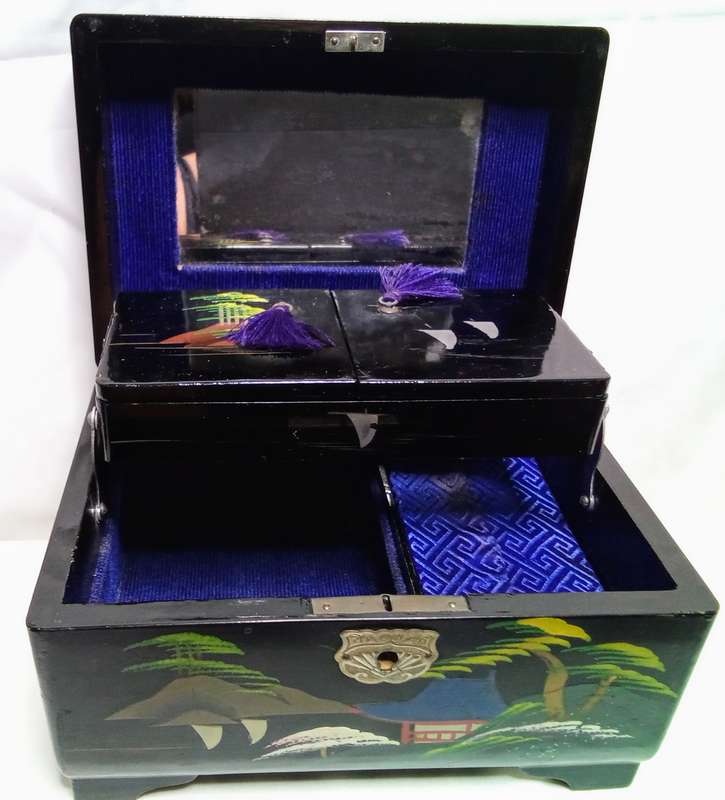 Vintage Golden Dragon Japanese black lacquer musical  jewellery box