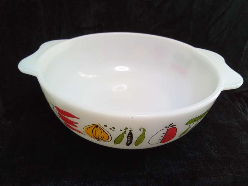 Gorgeous Pyrex JAJ "Harvest" casserole dish