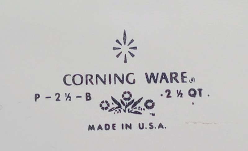 Corningware cornflower casserole dish P- 2 1/2 - B