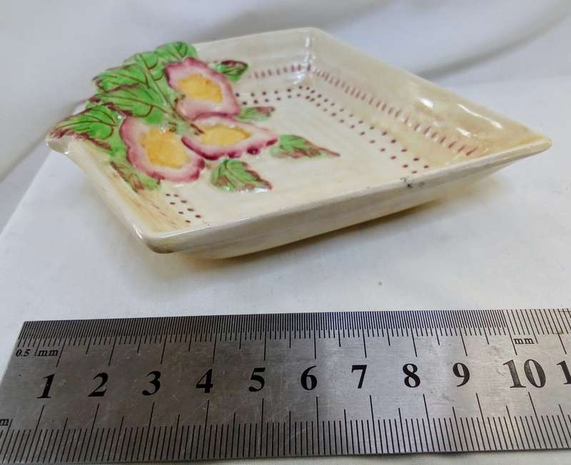 Gorgeous 1930's Brentleigh Ware diamond shaped trinket or snack dish