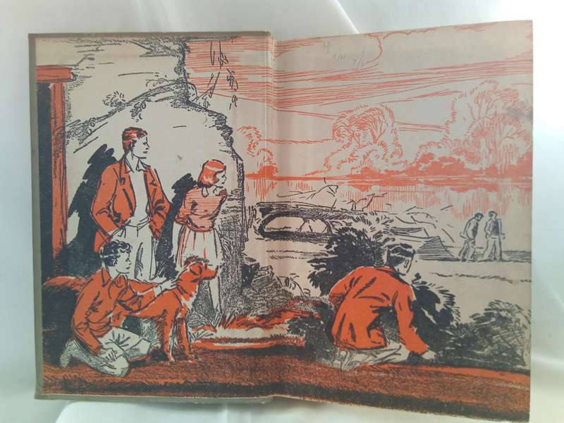 Five On a Hike Together - Blyton,Enid 1951