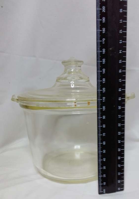 Original antique Pyrex bean pot