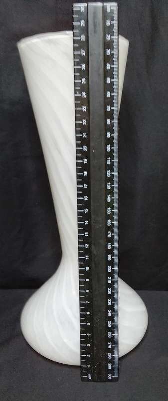 Stunning hand blown Art Glass white swirl spiral bulbous vase