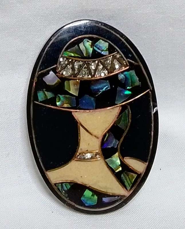 Stunning Lee Sands original brooch
