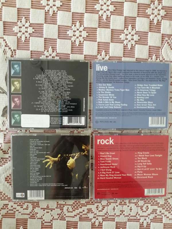 Elvis Presley CD's (8)