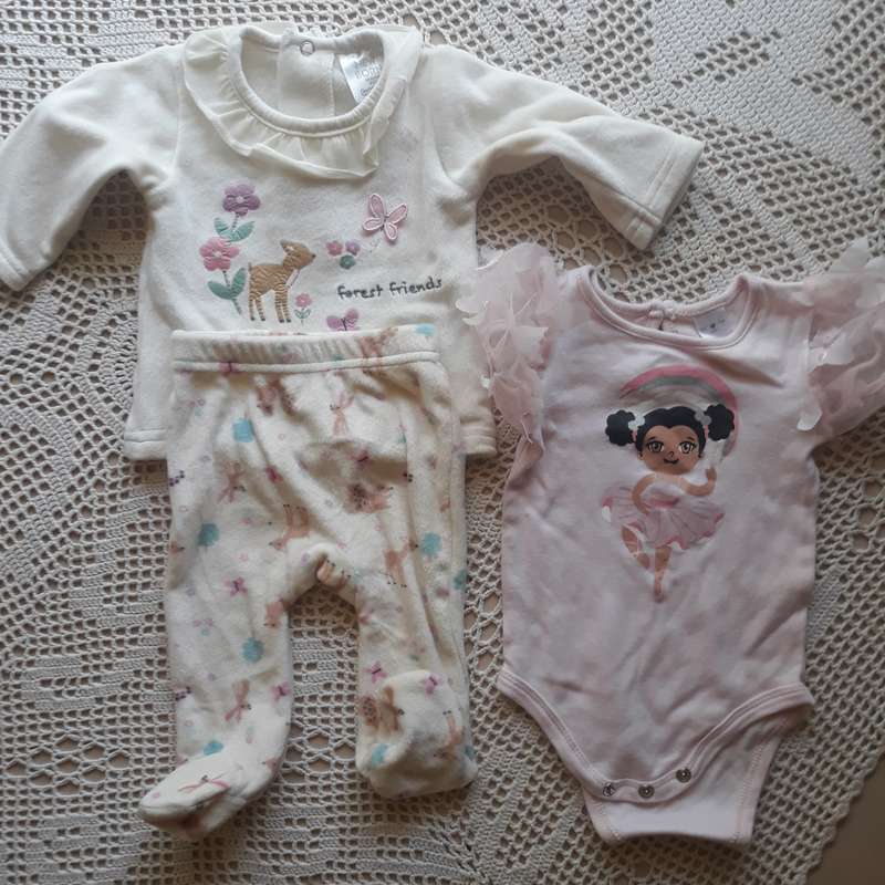Baby girl clothes 0 - 3 months
