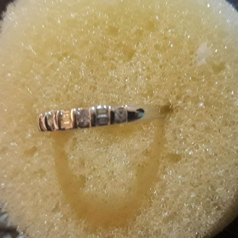 Ladies Ring 9K  White Gold  Size N (Medium)
