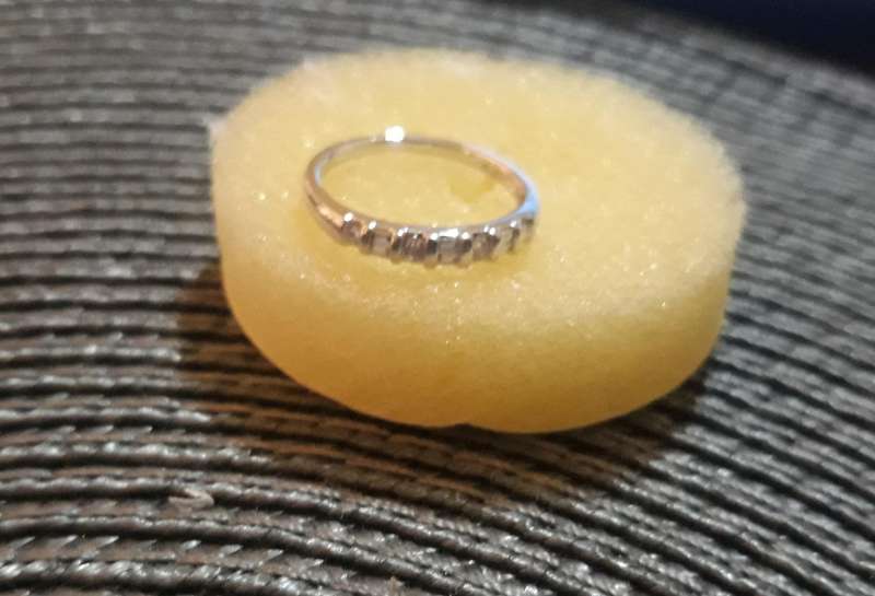 Ladies Ring 9K  White Gold  Size N (Medium)