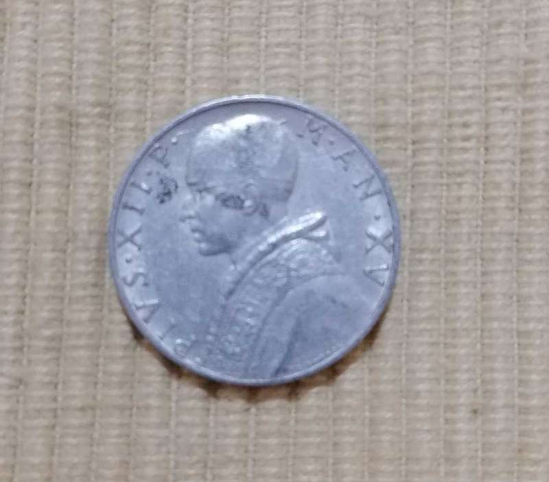 1953 VATICAN CITY 10 LIRE COIN
