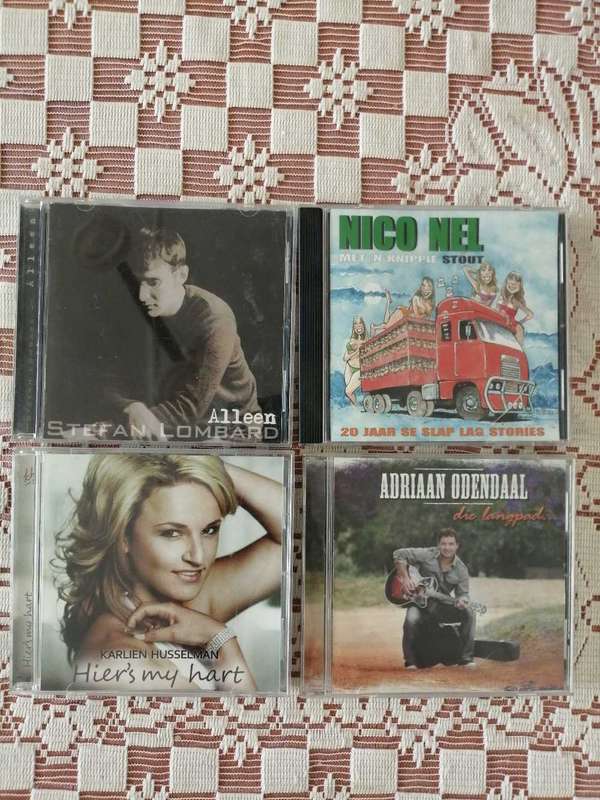 Afrikaans Musiek CD's (24)
