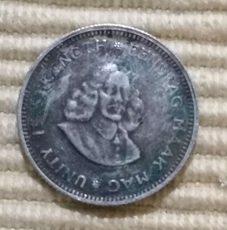 South Africa 5 cents 1963 & 1929 George V South African Silver Threepence