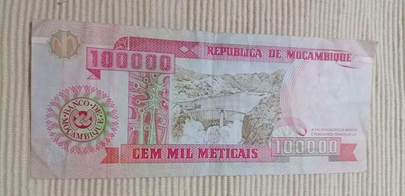 Mozambique Meticais 1990's