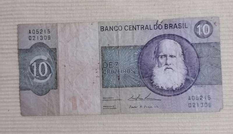 Bank Notes International