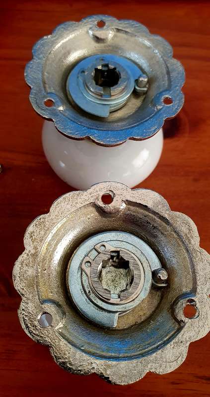 Porcelain Toilet Door Round Knobs/Handles