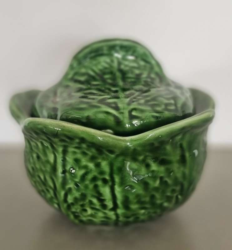Bordallo Pinheiro Style Majolica Green Cauliflower/Cabbage Tureen.