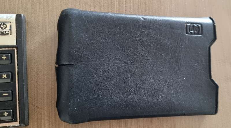 HP-12C HEWLETT PACKARD Financial Calculator (HP) with orginal Leather Case