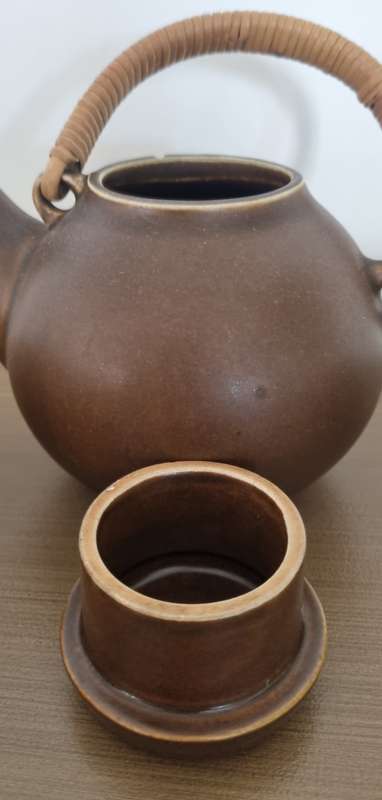 Scandinavian Designer Ulla Procopé (1960's)  Arabia Finland Ruska Design Coffee/Tea Pot, Milk Jug an