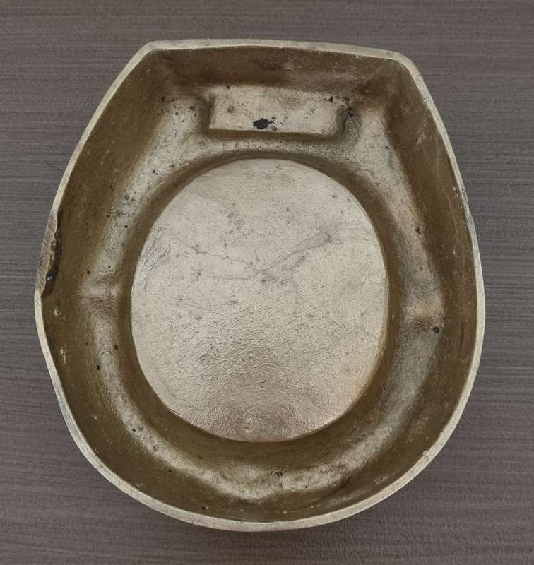 Vintage Retro Humorous Solid Brass Toilet Seat Ashtray "Seat of Honor" Ashtray/Trinket Box