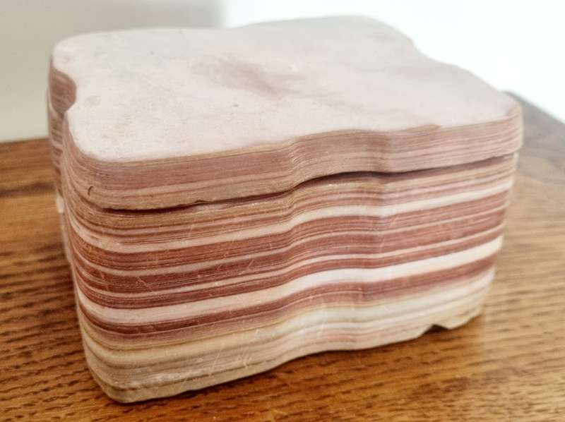 Beautiful Smooth Natural Soap Stone Trinket Jewelry Box/Container