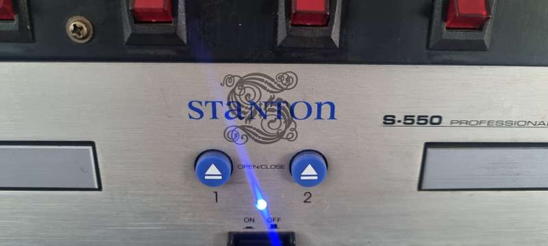 Used Stanton S-550 Professional Dual CD Player With Case