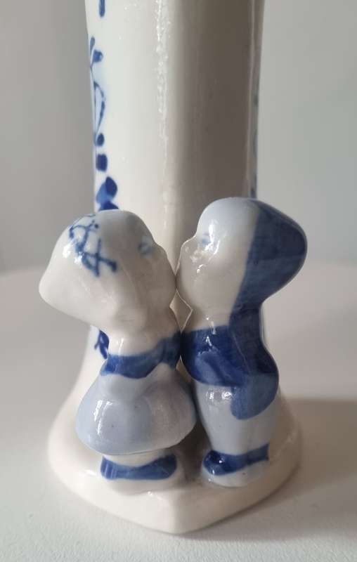 Handpainted Delft Holland Blue and White Heart Porcelain kissing couple, Candlestick/ bud vase