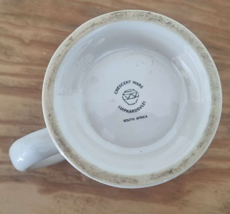 van Achterbergh Hoofkantoor/Head Office 1969 porcelain mug by Crescent ware