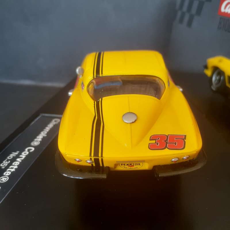 Carrera Evolution 27615 Chevrolet Corvette Sting Ray Boxed