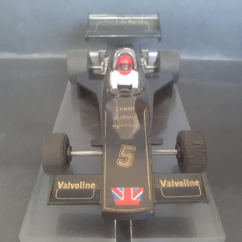 Scalextric C126 Lotus 77 John Player Special