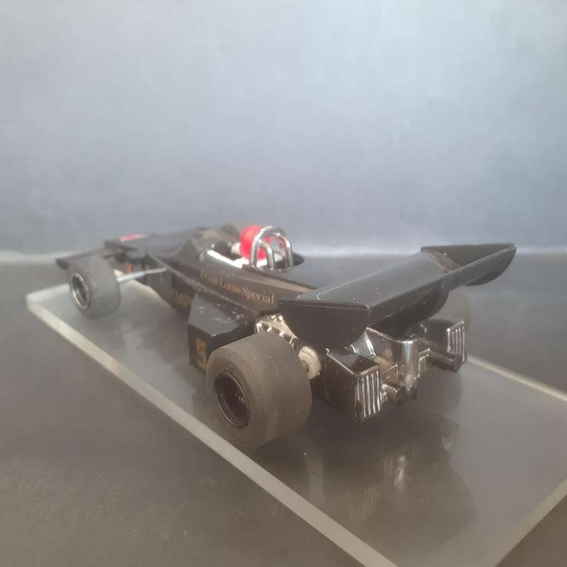 Scalextric C126 Lotus 77 John Player Special