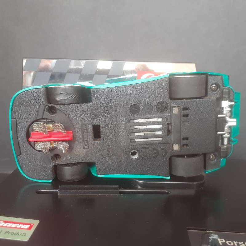 Carrera Evolution 27612 Porsche Kremer 935 K3 Vaillant Boxed