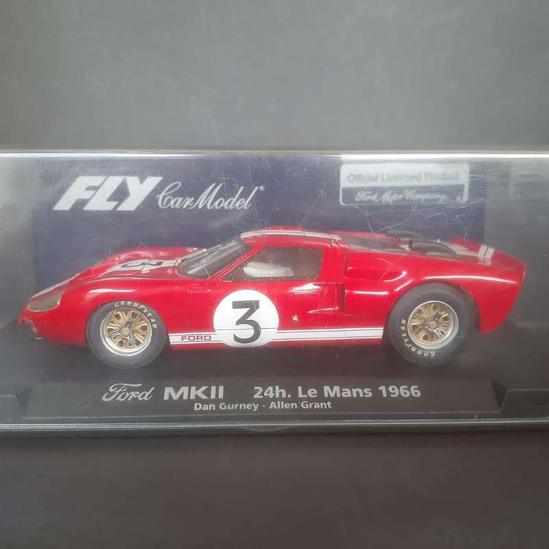Fly A762 Ford GT40 MkII Le Mans 1966 Boxed